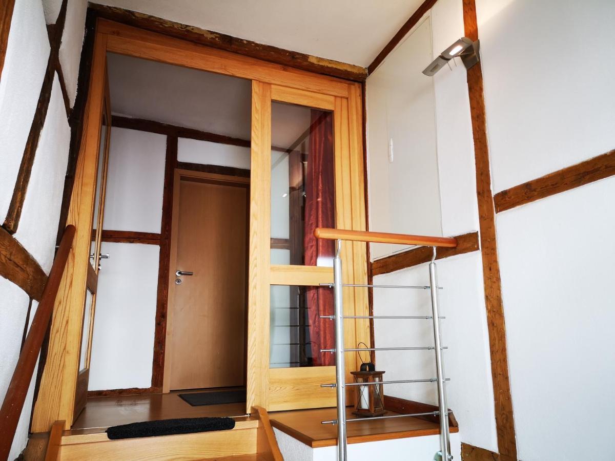 Beliebtes City-Apartment ロイトリンゲン エクステリア 写真